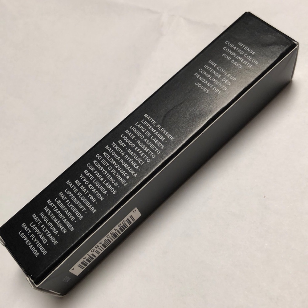 bareMinerals Statement Matte Liquid Lipcolor - Picture 3 of 4